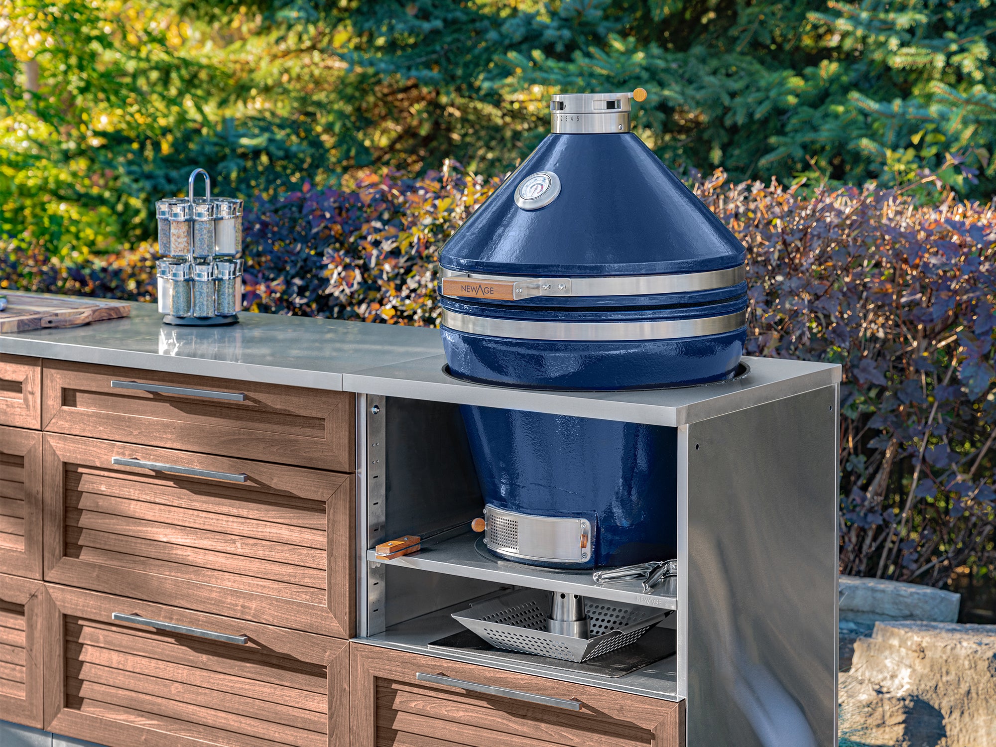 Outdoor Kitchen Platinum 22 in. Kamado