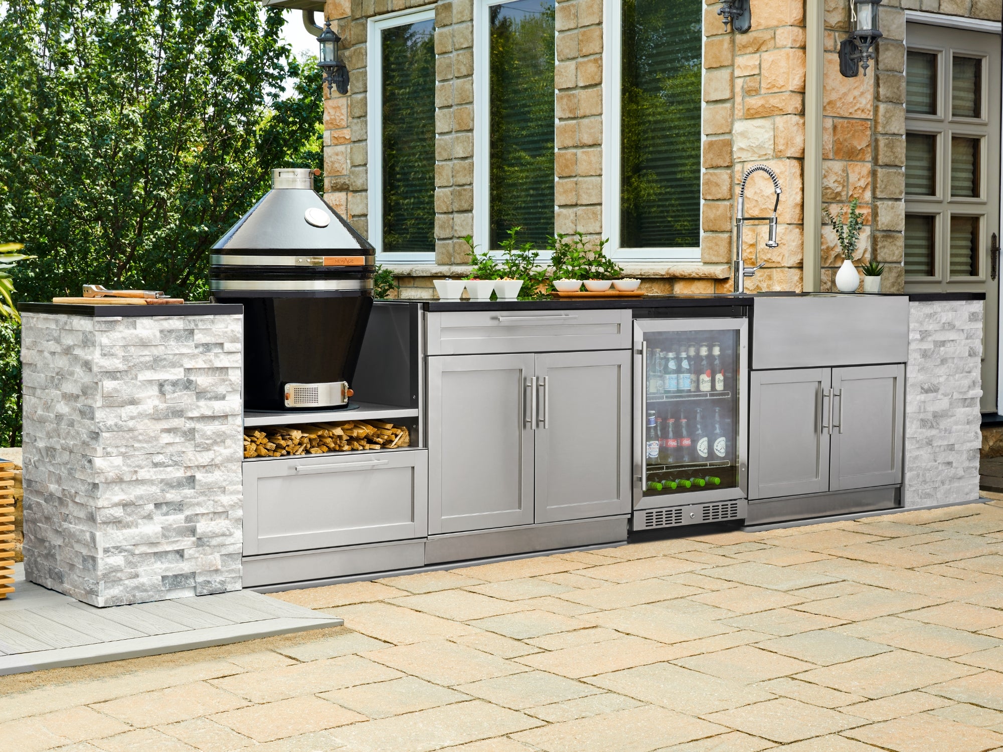 Signature Series Outdoor Kitchen 18 in. 1 Door Cabinet