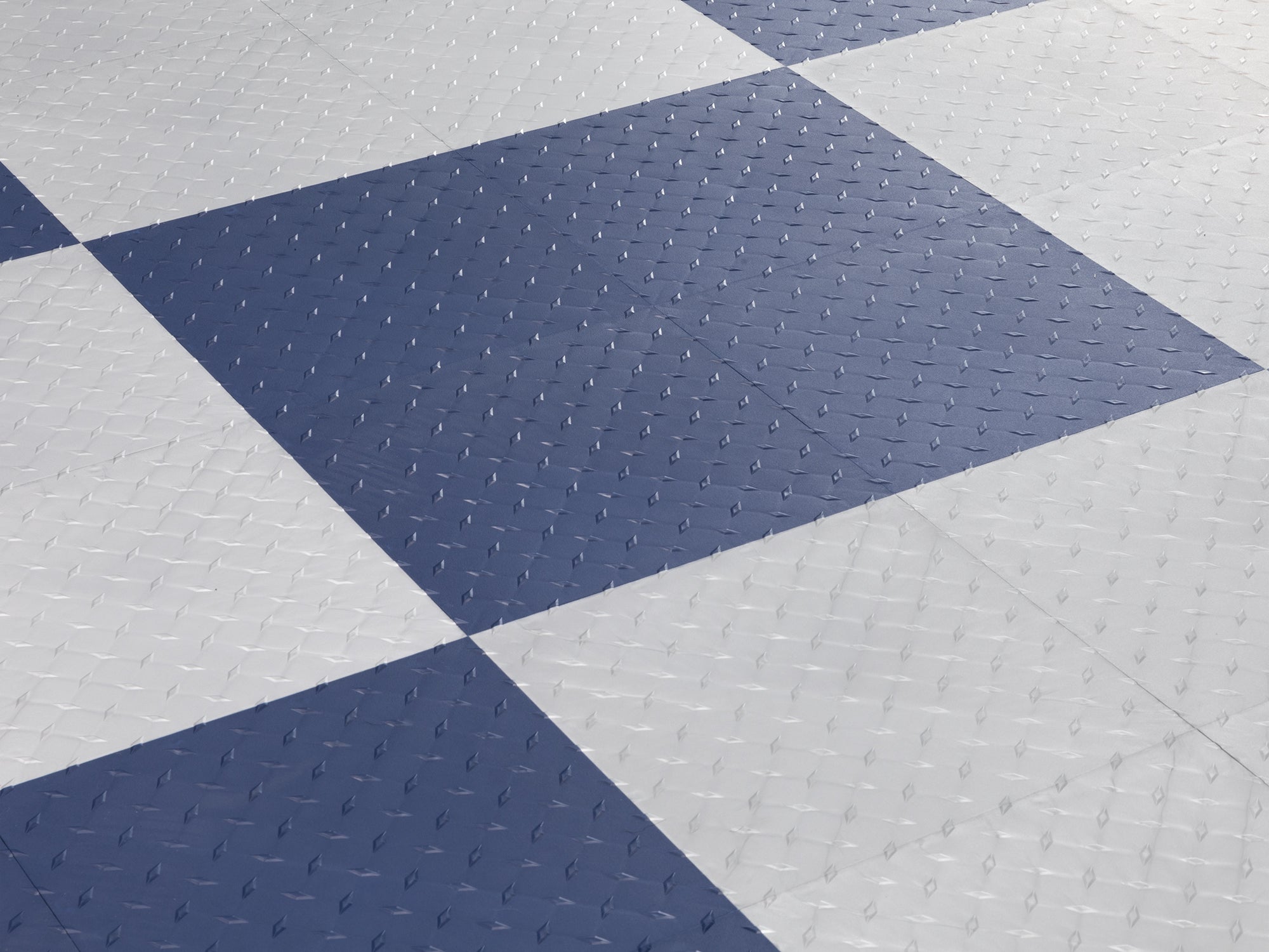 12in x 12in Diamond Plate Pattern Polypropylene Garage Flooring Tiles (48-Pack)