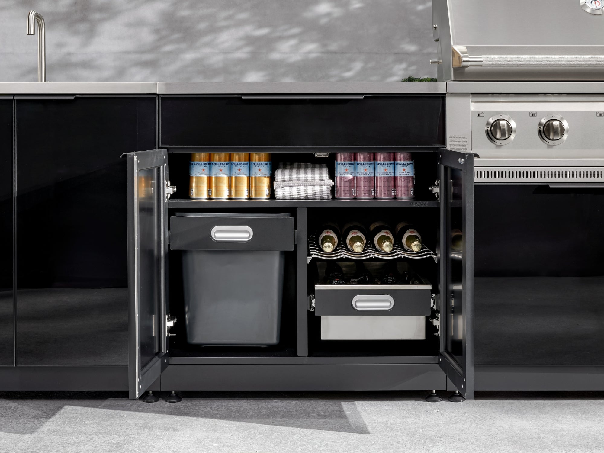 Outdoor Kitchen Aluminum 5 Piece Cabinet Set With 3 Drawer, Bar, Grill Cabinet, Performance Grill and Countertop