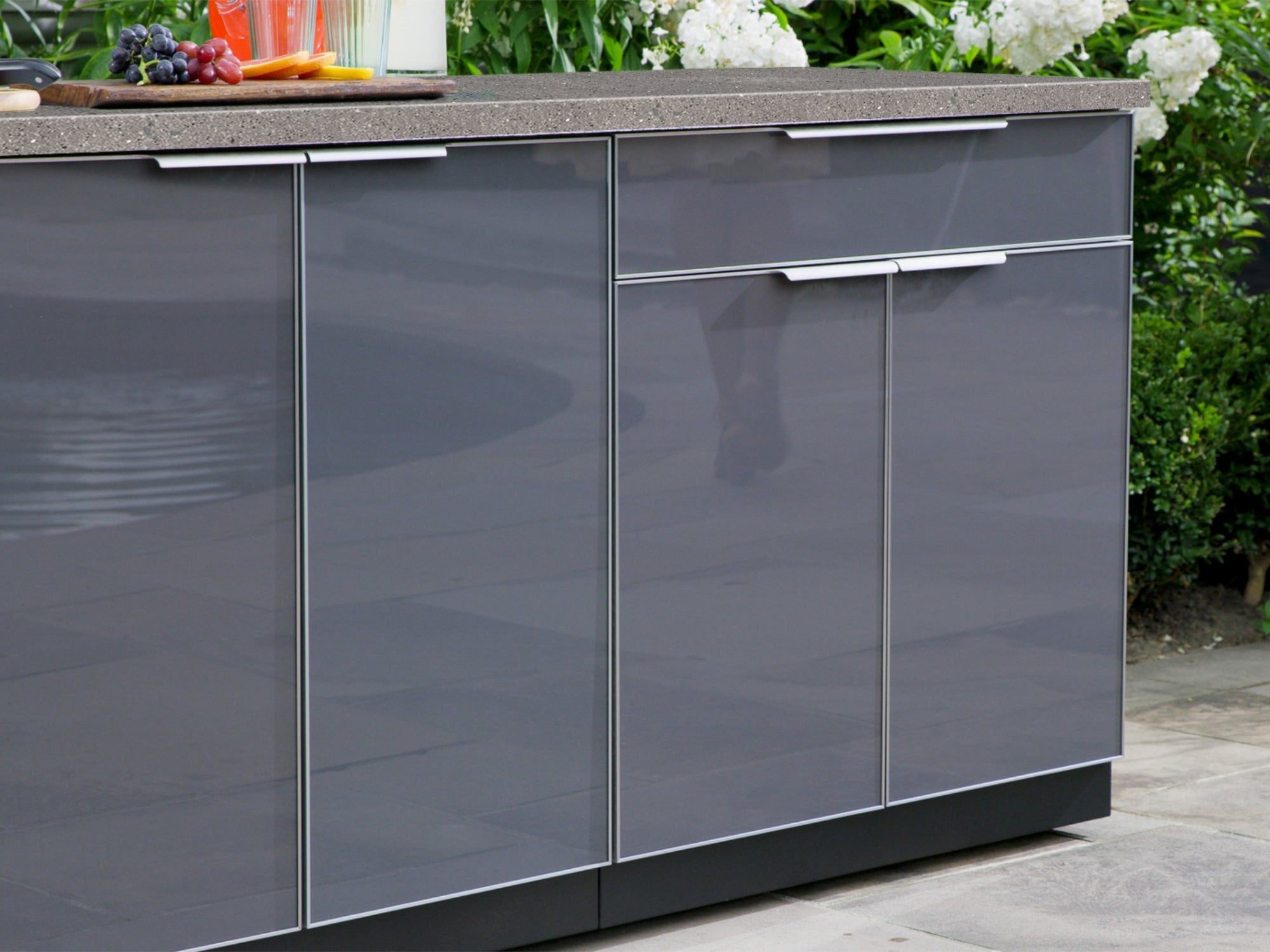 Outdoor Kitchen Aluminum 5 Piece Cabinet Set With 3 Drawer, Bar, Grill Cabinet, Performance Grill and Countertop