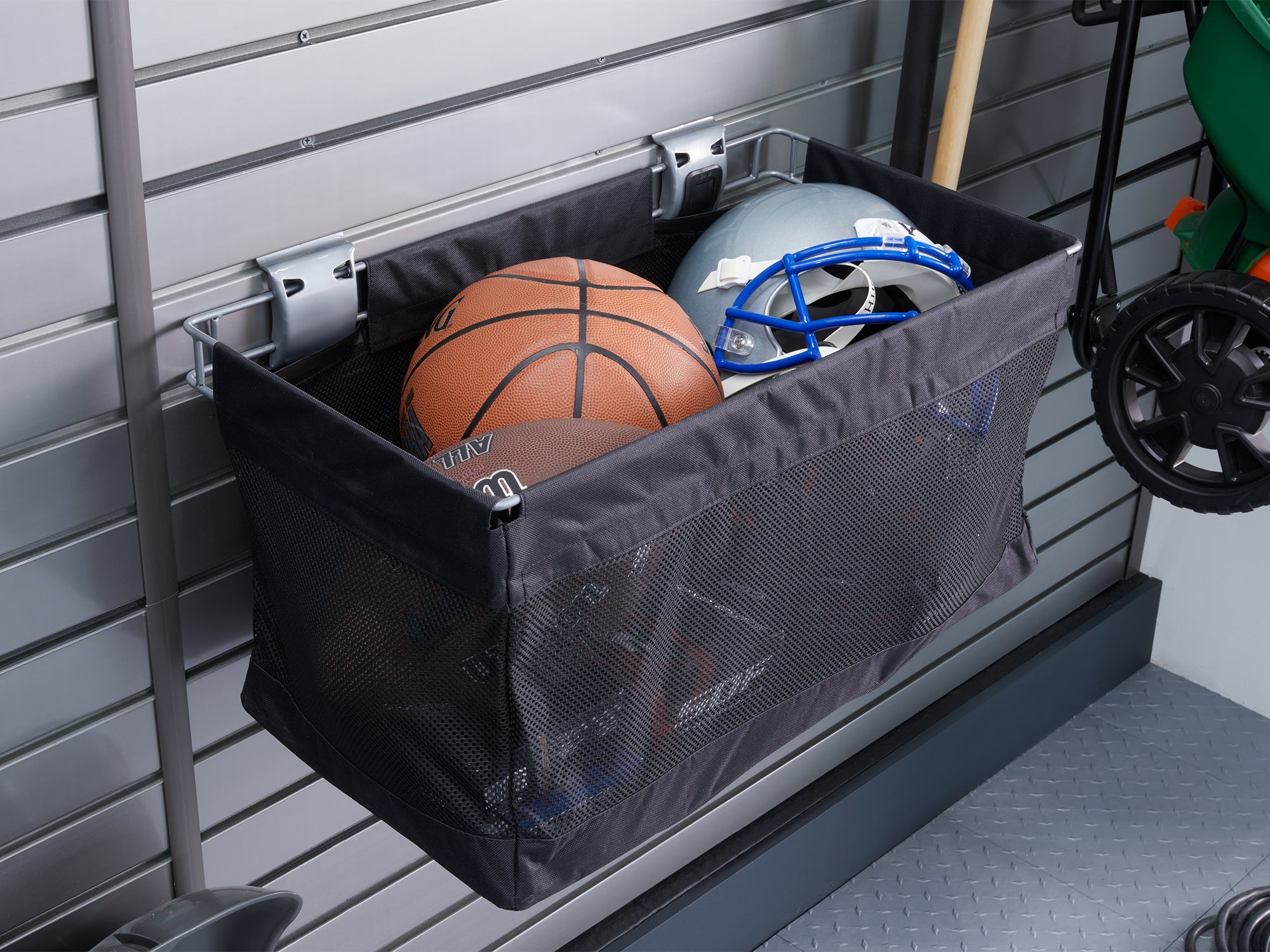Lockable Slatwall Accessories Mesh Basket