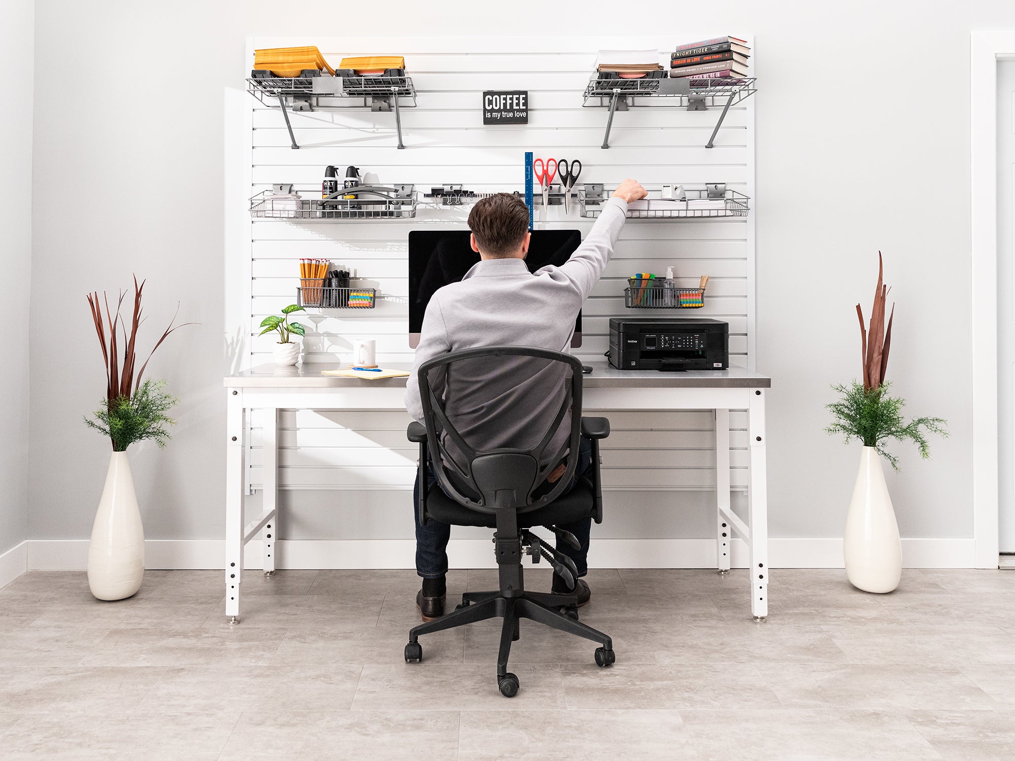 Lockable 40 SQ. FT. PVC Slatwall with 40-Piece Accessory Kit
