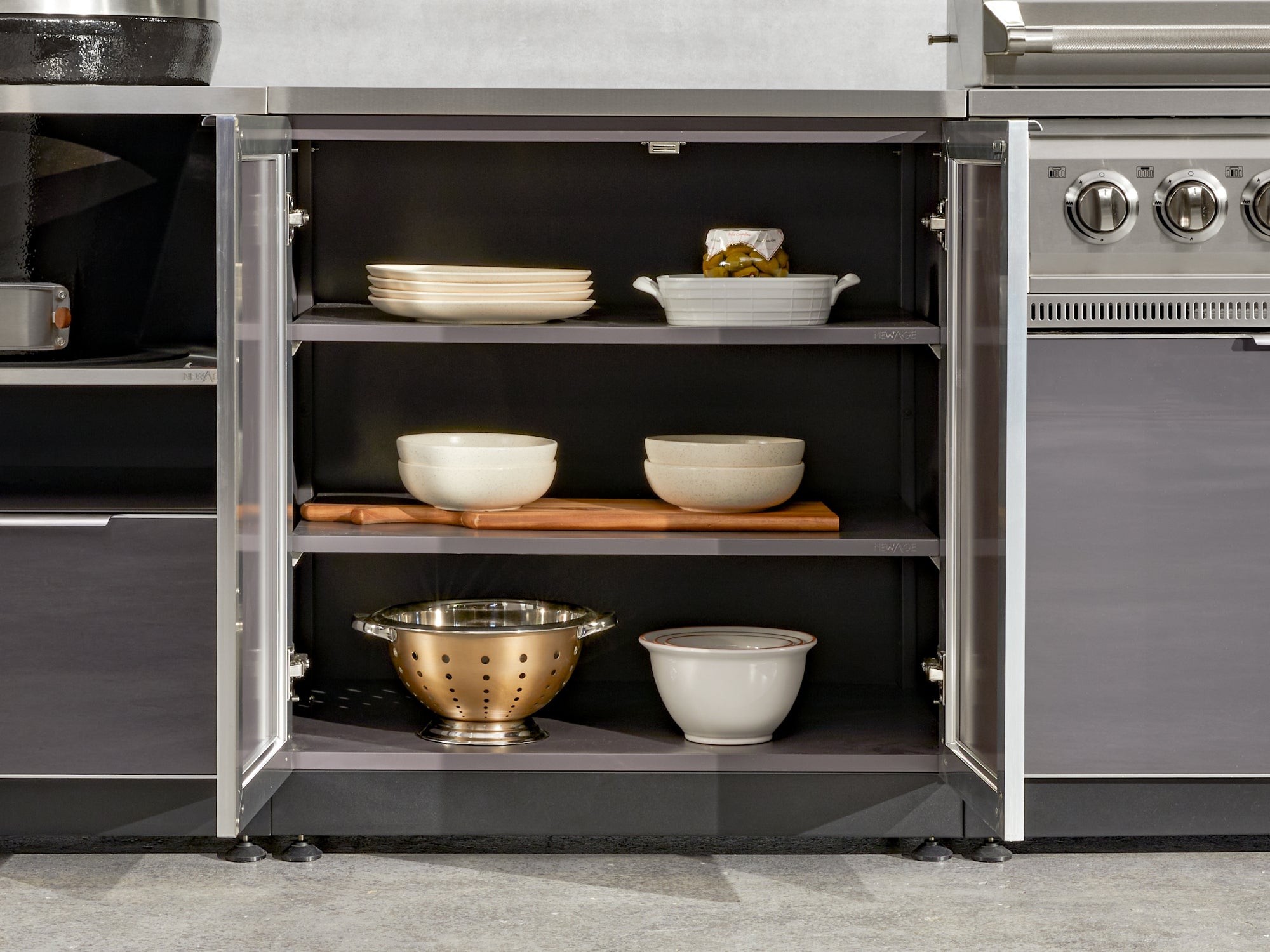Outdoor Kitchen Aluminum 7 Piece Cabinet Set with 2 Door, Bar, Corner, Grill Cabinet, Platinum Grill, and Countertops