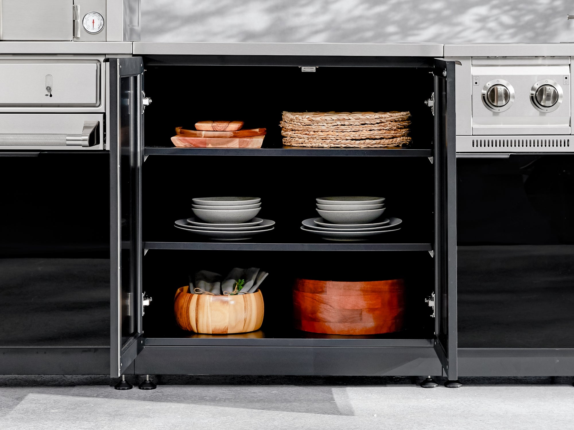 Outdoor Kitchen Aluminum 7 Piece Cabinet Set with 2 Door, Bar, Corner, Grill Cabinet, Platinum Grill, and Countertops