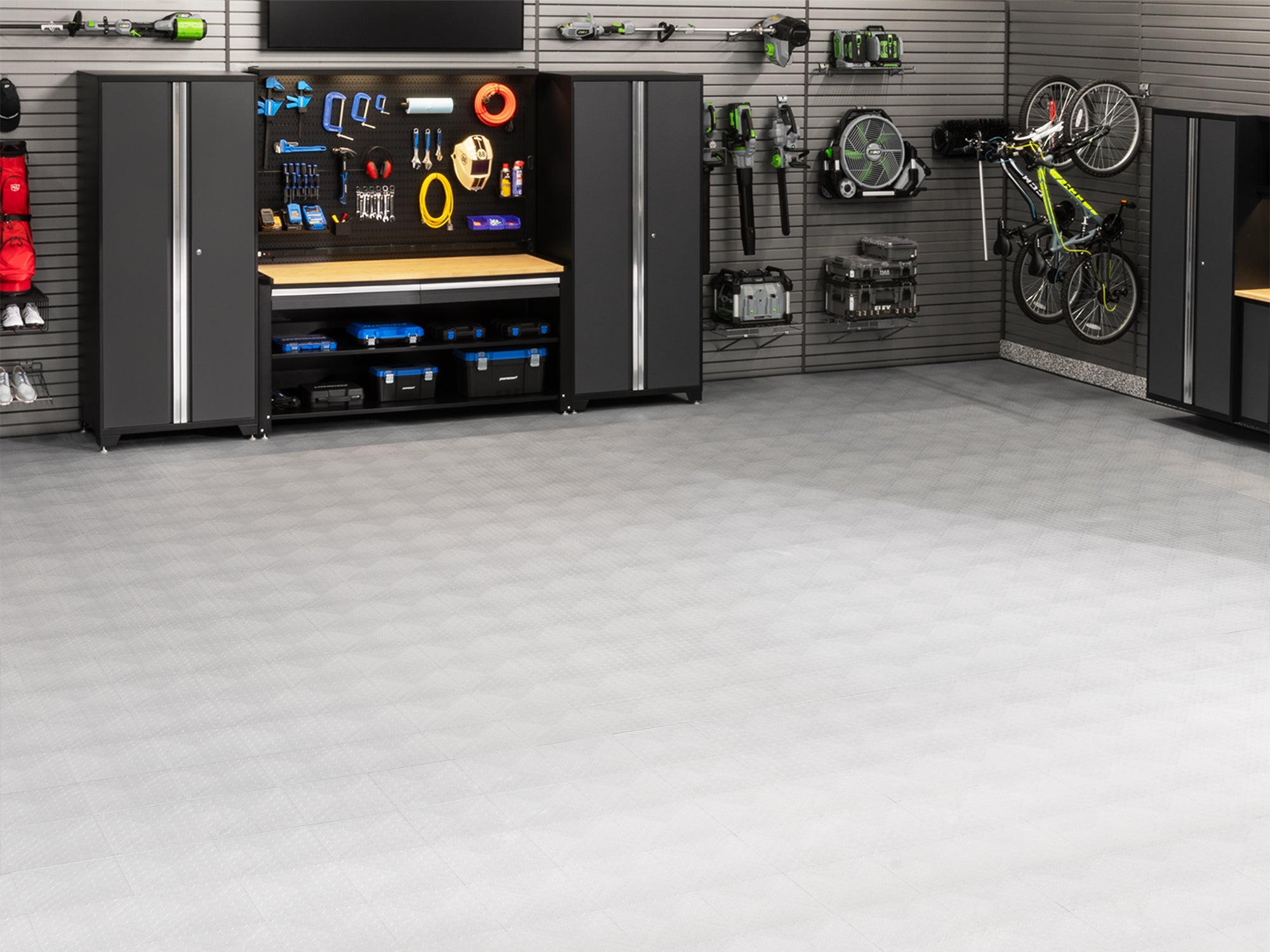 Diamond Pattern Polypropylene Garage Flooring Tiles 600 sq. ft. Flooring Bundle