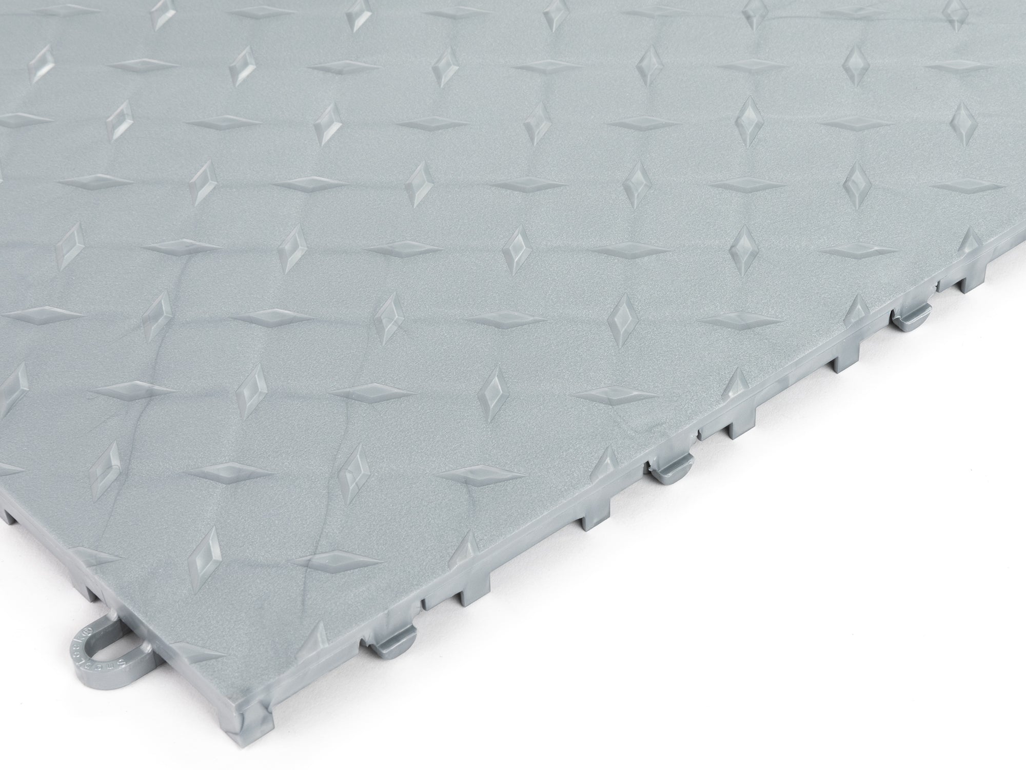 Diamond Pattern Polypropylene Garage Flooring Tiles 600 sq. ft. Flooring Bundle