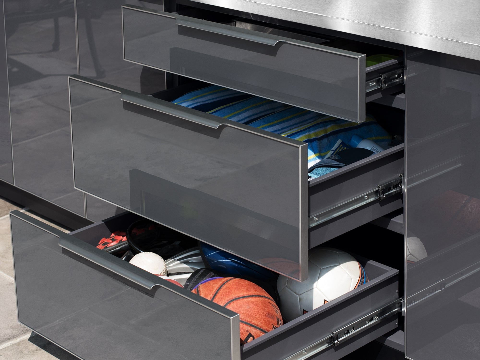 Outdoor Kitchen Aluminum 5 Piece Cabinet Set With Casters and 3 Drawer, Bar, Grill Cabinet, Platinum Grill, Countertop
