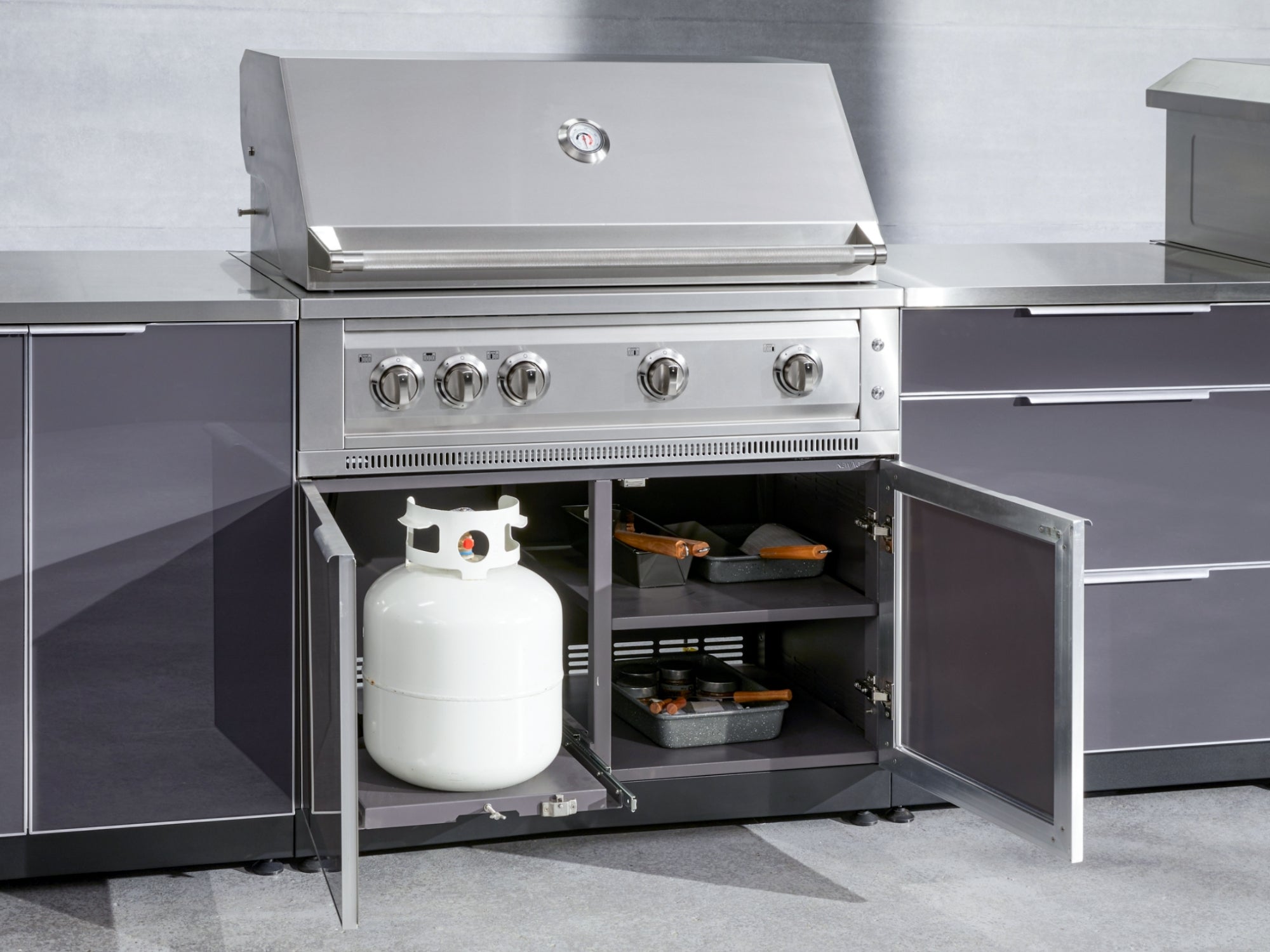 Outdoor Grill Island Aluminum 5 Piece Cabinet Set with Sink, 3 Drawer, Grill Cabinet, Platinum Grill and Countertop
