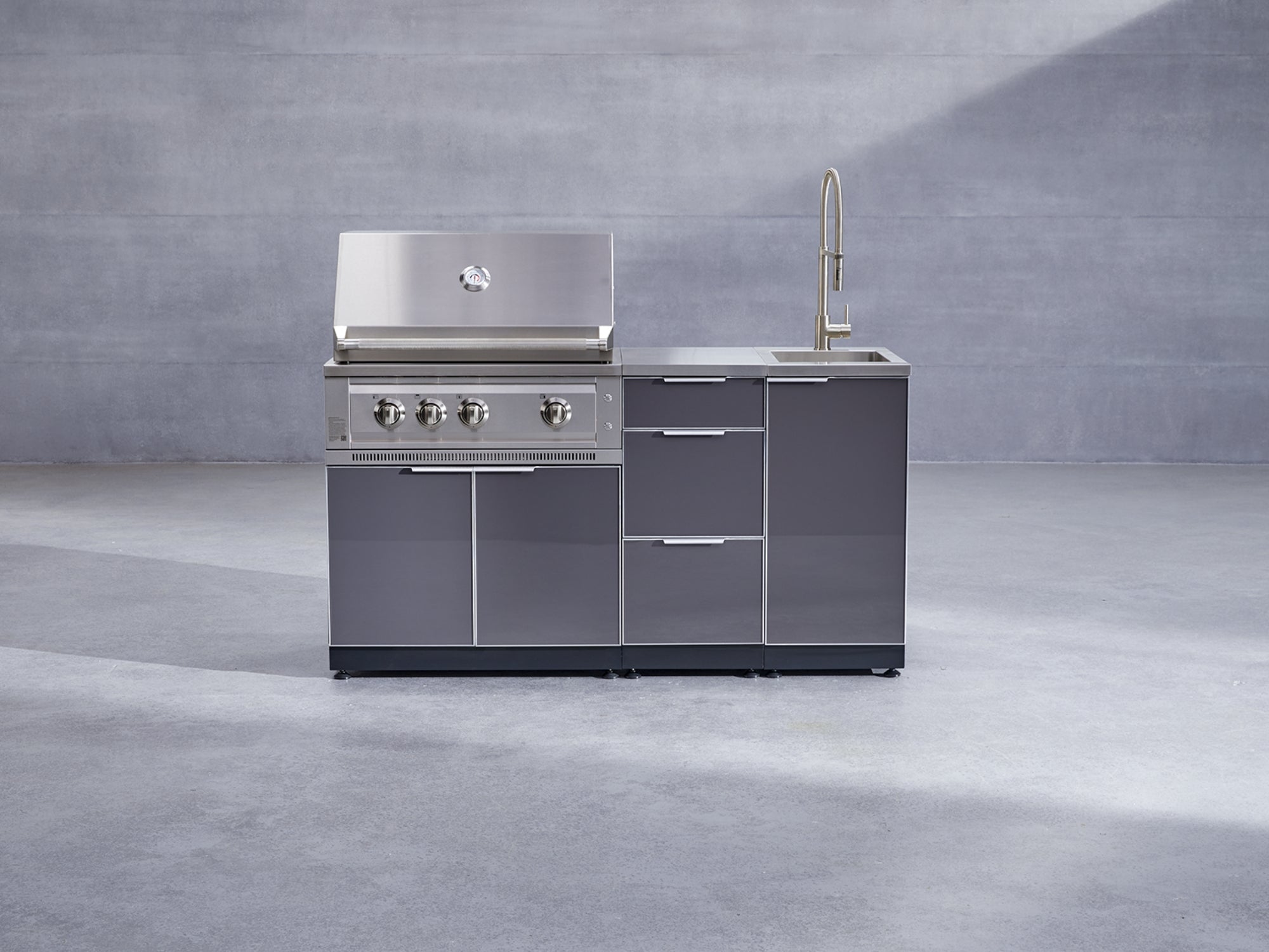 Outdoor Grill Island Aluminum 5 Piece Cabinet Set with Sink, 3 Drawer, Grill Cabinet, Platinum Grill and Countertop