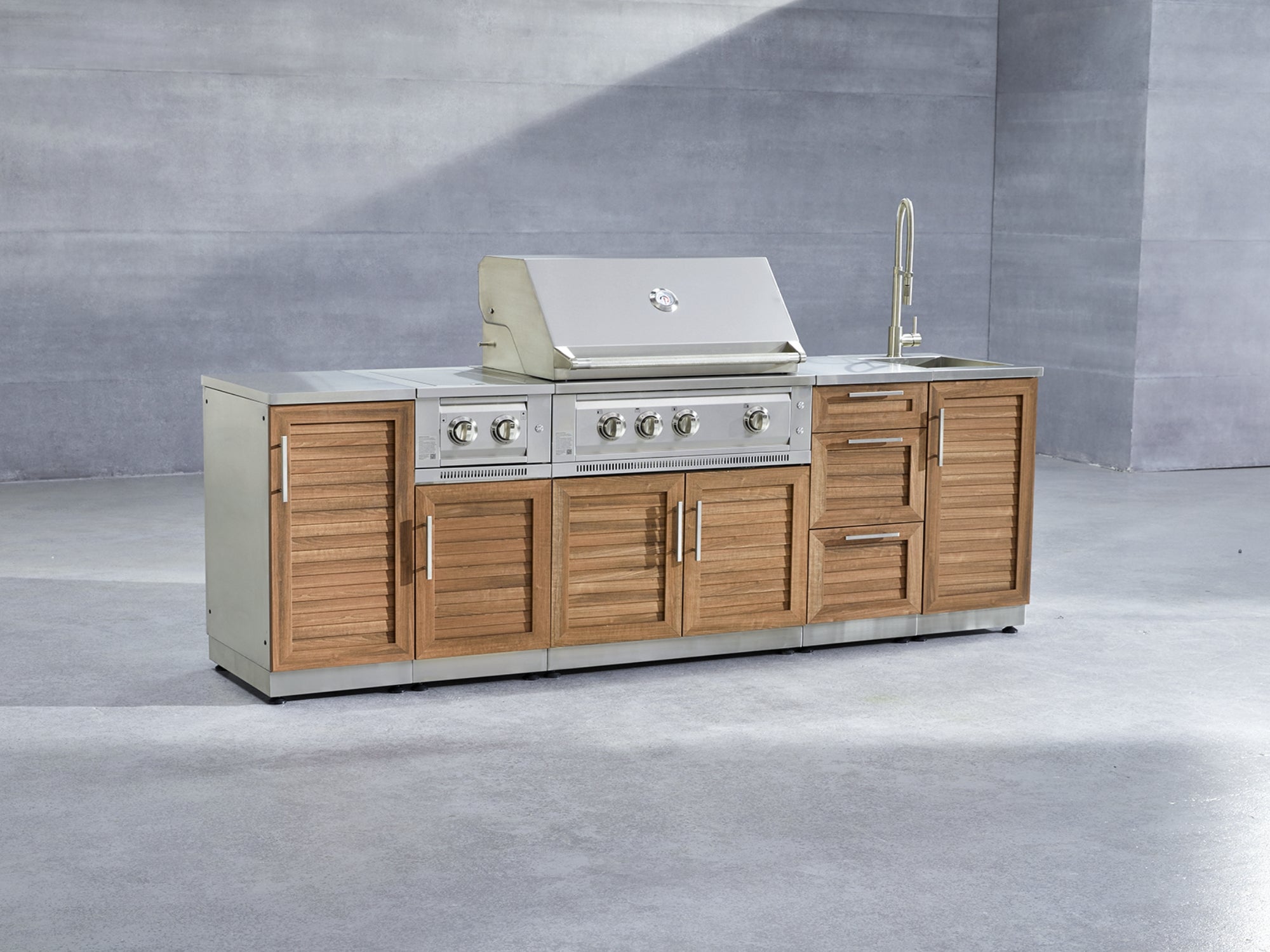 Outdoor Grill Island Stainless-Steel 5 Piece Cabinet Set with Sink, 1 Door, Grill Cabinet, Platinum Grill and Stainless Steel Countertop